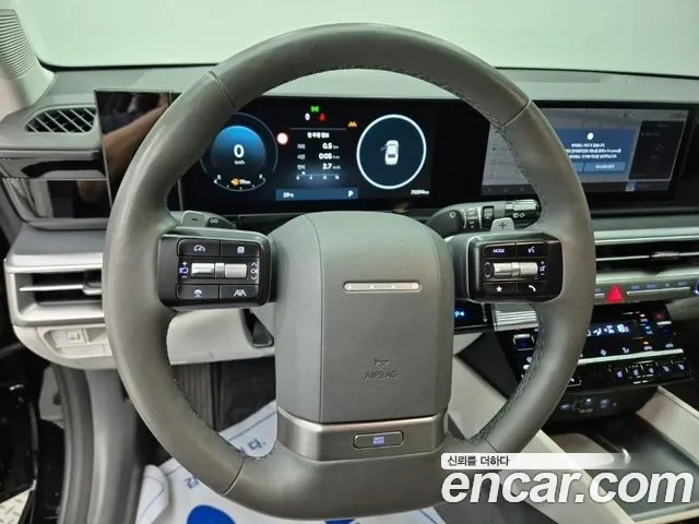 Hyundai Grandeur Grandeur (GN7) 2.5 Бензин 2WD — Фото автомобиля 9