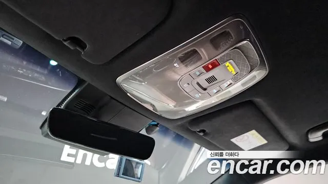 Genesis GV70 2.5T Бензин AWD — Фото автомобиля 14
