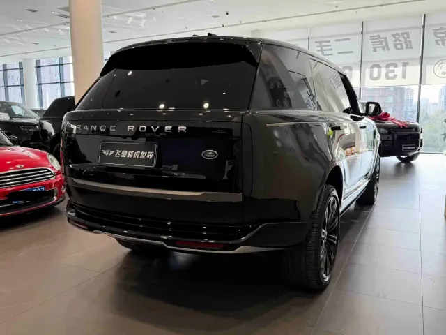 Land Rover Range Rover — Фото автомобиля 23