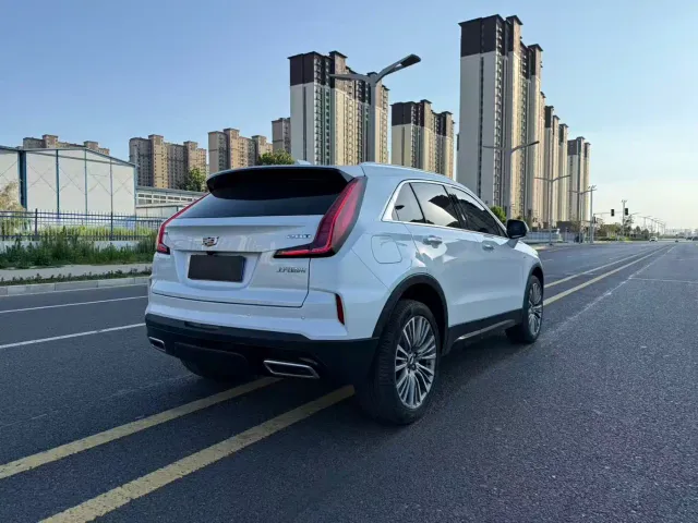 Cadillac XT4 — Фото автомобиля 11