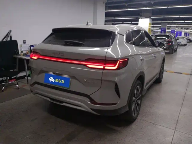 BYD Song PLUS — Фото автомобиля 3