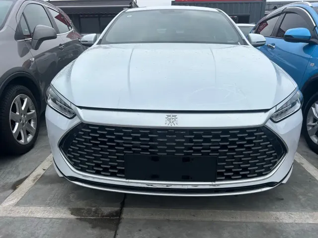 BYD Qin PLUS — Фото автомобиля 2