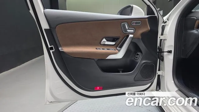Mercedes-Benz A-Class W177 — Фото автомобиля 13