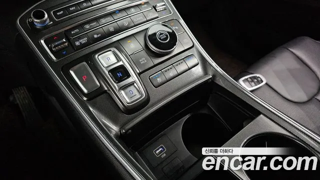 Hyundai Santa Fe New — Фото автомобиля 12