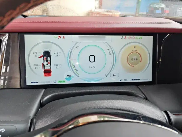 GAC Trumpchi M8 — Фото автомобиля 3