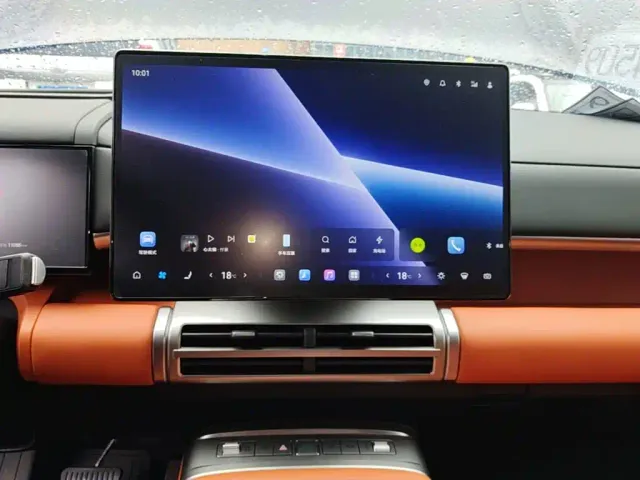 BYD FangChengBao Titanium 7 — Фото автомобиля 12