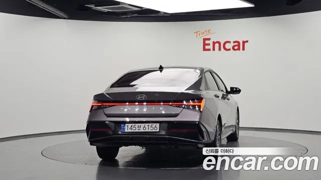 Hyundai AVANTE Новый Avante (CN7) — Фото автомобиля 4