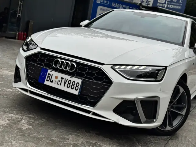 Audi A4L — Фото автомобиля 9