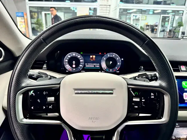 Land Rover Range Rover Evoque — Фото автомобиля 16