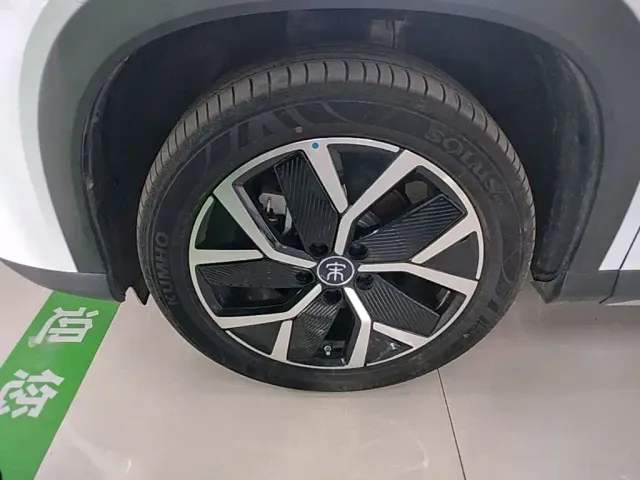 BYD Song L DM-i — Фото автомобиля 22