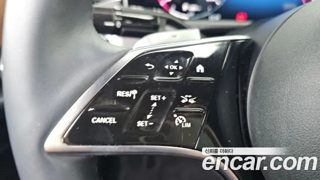 Mercedes-Benz E-Class — Фото автомобиля 27