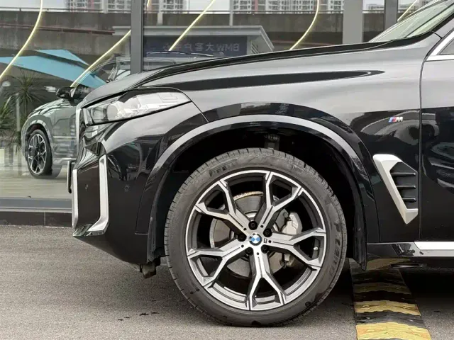 BMW X5 — Фото автомобиля 5