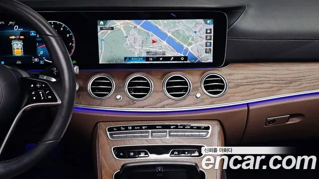 Mercedes-Benz E-Class W213 — Фото автомобиля 23