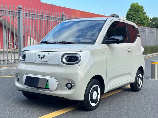 Фотография автомобиля — Wuling Hongguang Mini EV
