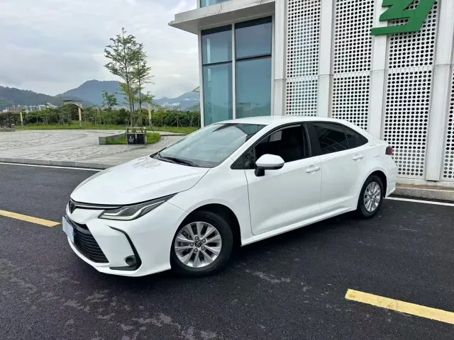 Toyota Corolla — Фото автомобиля 4