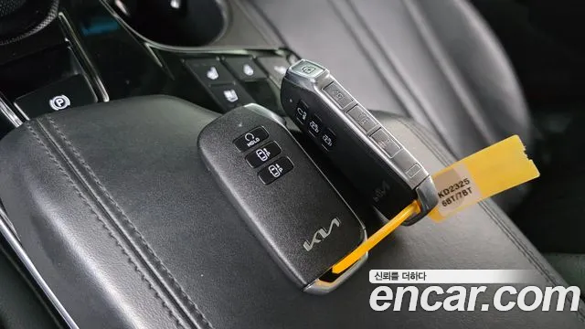 Kia K8 Hybrid — Фото автомобиля 16
