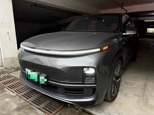 Фотография автомобиля — Li Auto L7