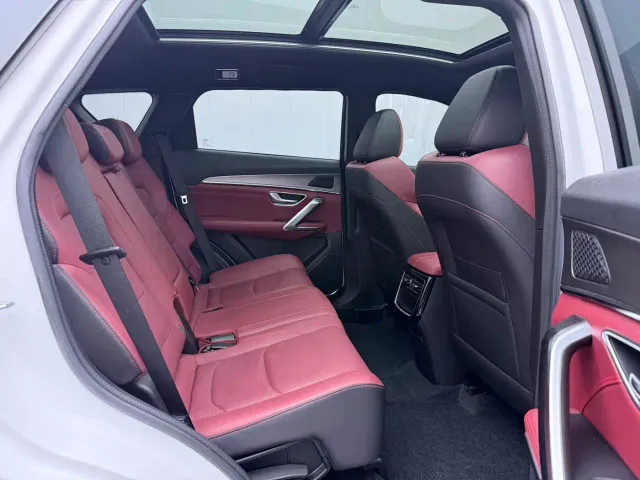 Jetour X70 Plus — Фото автомобиля 10