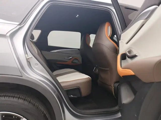 BYD Song Pro — Фото автомобиля 15
