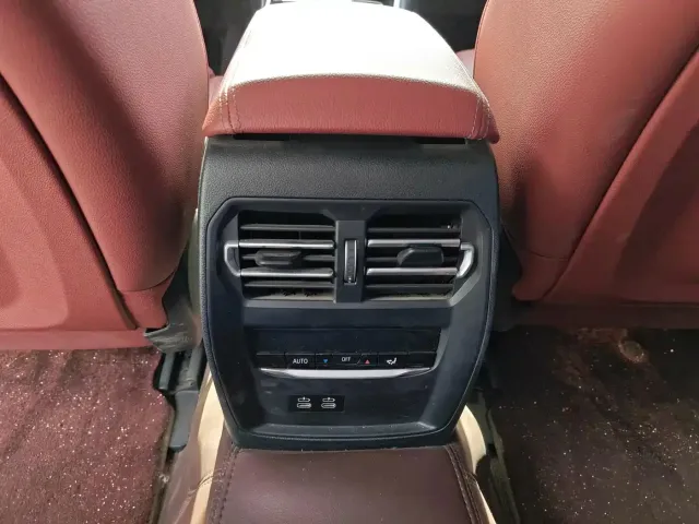 BMW i3 — Фото автомобиля 16