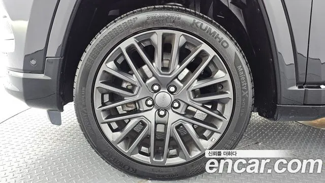 Jeep Compass — Фото автомобиля 5