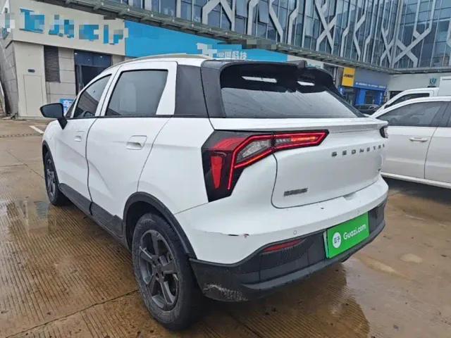Geely Geometry E Firefly — Фото автомобиля 4