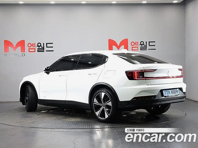 Polestar 2 — Фото автомобиля 4