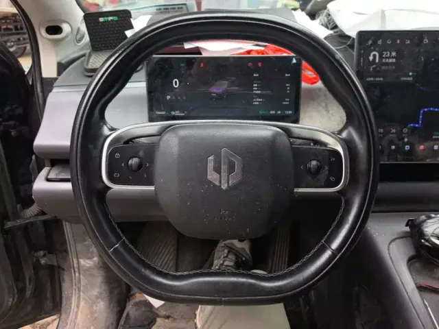 Leapmotor C16 — Фото автомобиля 15
