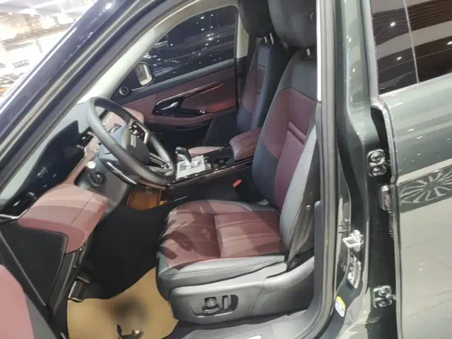 Land Rover Range Rover Evoque — Фото автомобиля 14