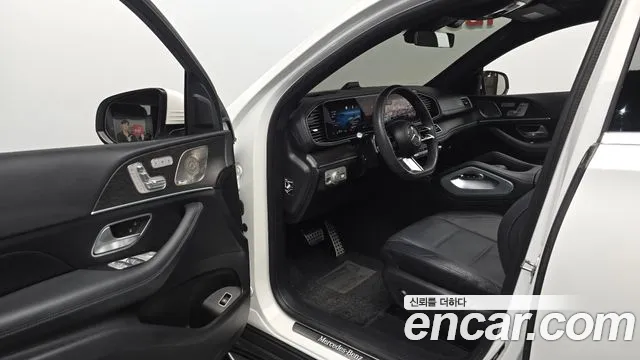 Mercedes-Benz GLE-Class — Фото автомобиля 8