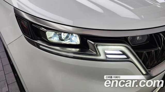 Kia Canival Carnival 4 поколение Бензин 7 мест Signature — Фото автомобиля 19