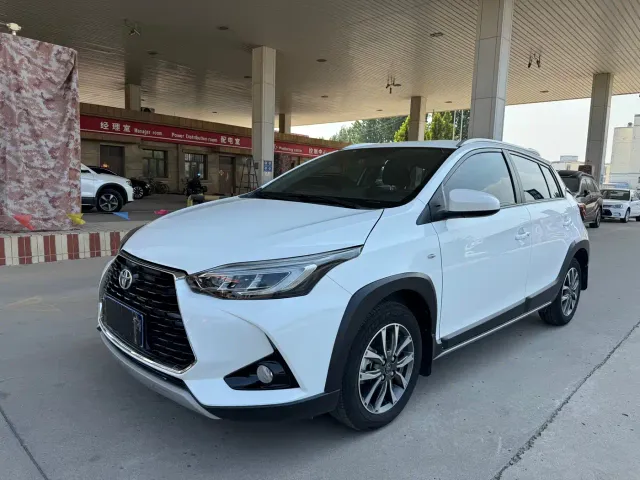 Фотография автомобиля — Toyota YARiS L Zhi Xuan