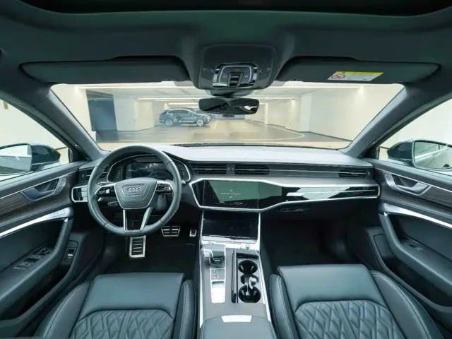 Audi A6L — Фото автомобиля 18