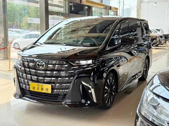 Toyota Alphard — Фото автомобиля 3