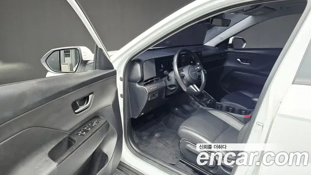 Hyundai Kona SX2 — Фото автомобиля 10