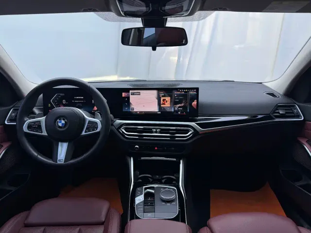 BMW 3 Series — Фото автомобиля 12