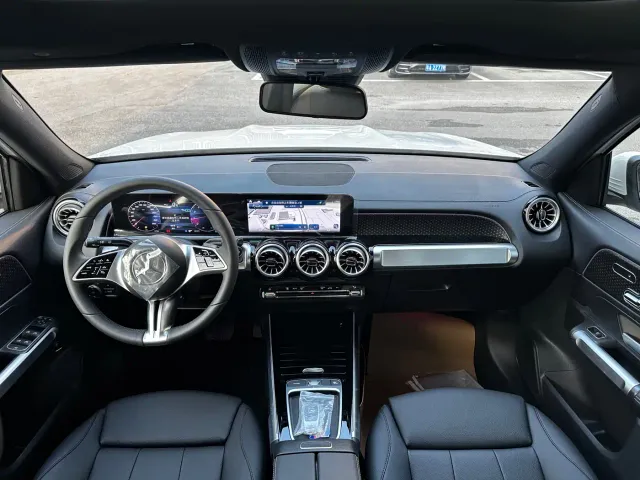 Mercedes-Benz GLB-Class — Фото автомобиля 4