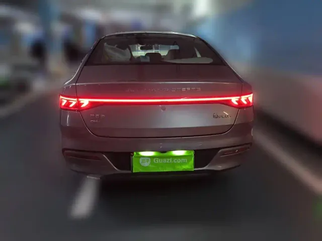 BYD Qin PLUS — Фото автомобиля 5