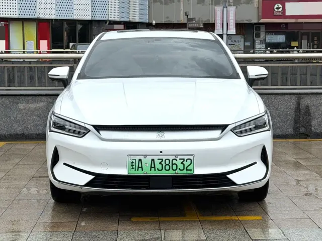 BYD Qin PLUS — Фото автомобиля 3