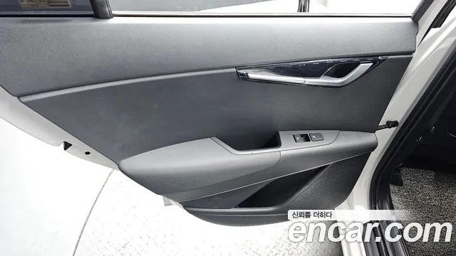 Kia Niro The All New Niro — Фото автомобиля 13