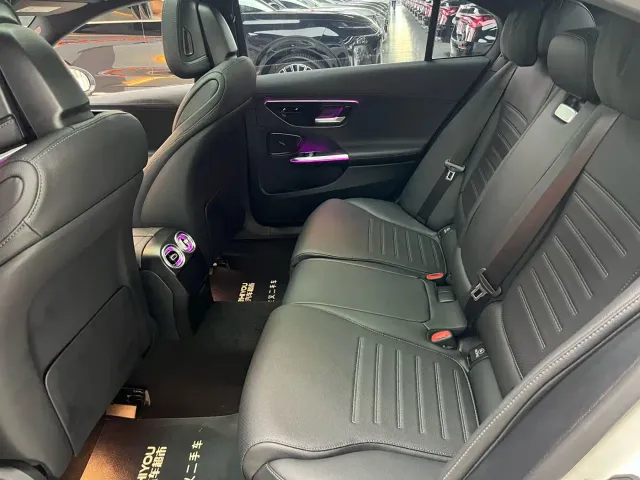 Mercedes-Benz C-Class — Фото автомобиля 10