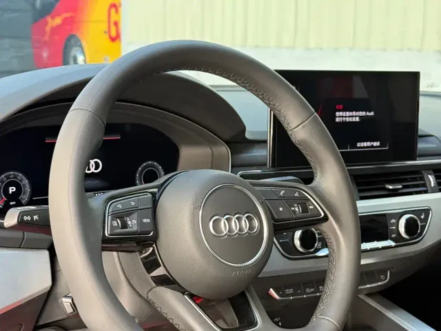 Audi A4L — Фото автомобиля 17