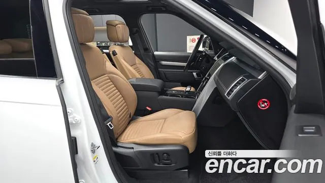 Land Rover Discovery — Фото автомобиля 11