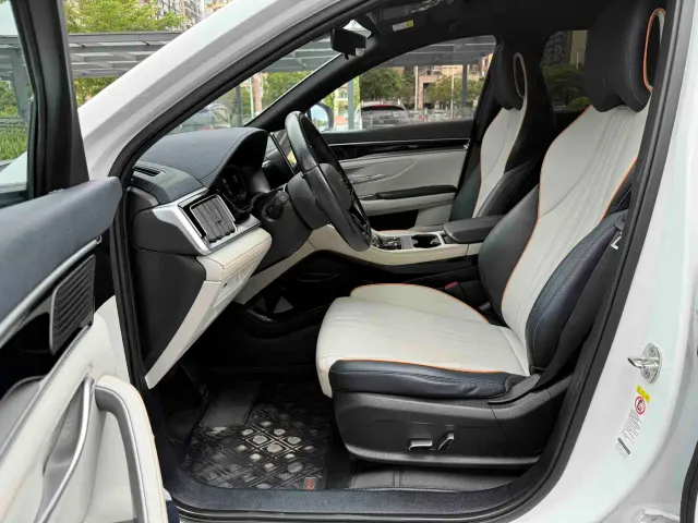 BYD Song PLUS — Фото автомобиля 14