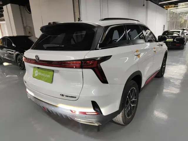Changan CS75 Plus — Фото автомобиля 6