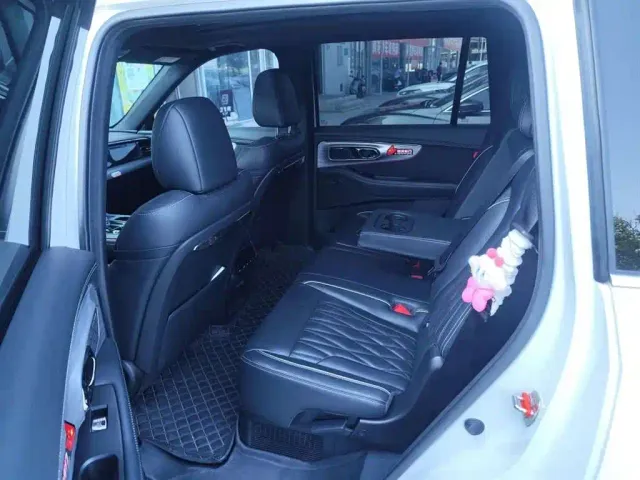 GAC Trumpchi GS8 — Фото автомобиля 6
