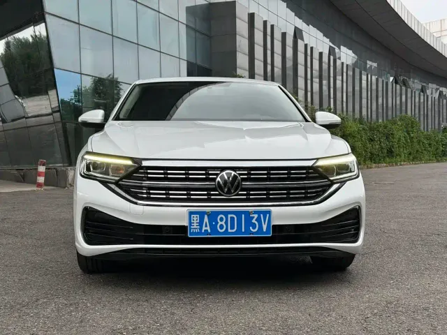 Volkswagen Sagitar — Фото автомобиля 2