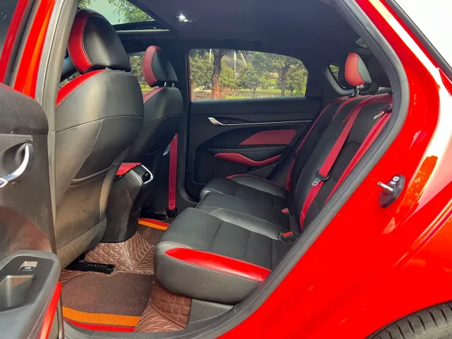 Geely Binrui — Фото автомобиля 12