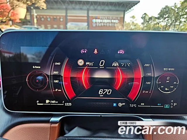 Mercedes-Benz S-Class — Фото автомобиля 13