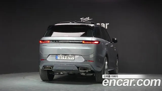 Land Rover Range Rover Sport — Фото автомобиля 2